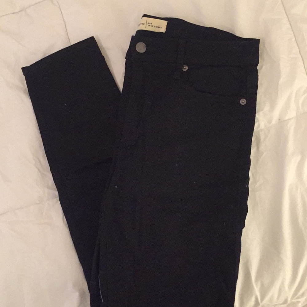 NWOT GAP 1969 True Skinny black jeans